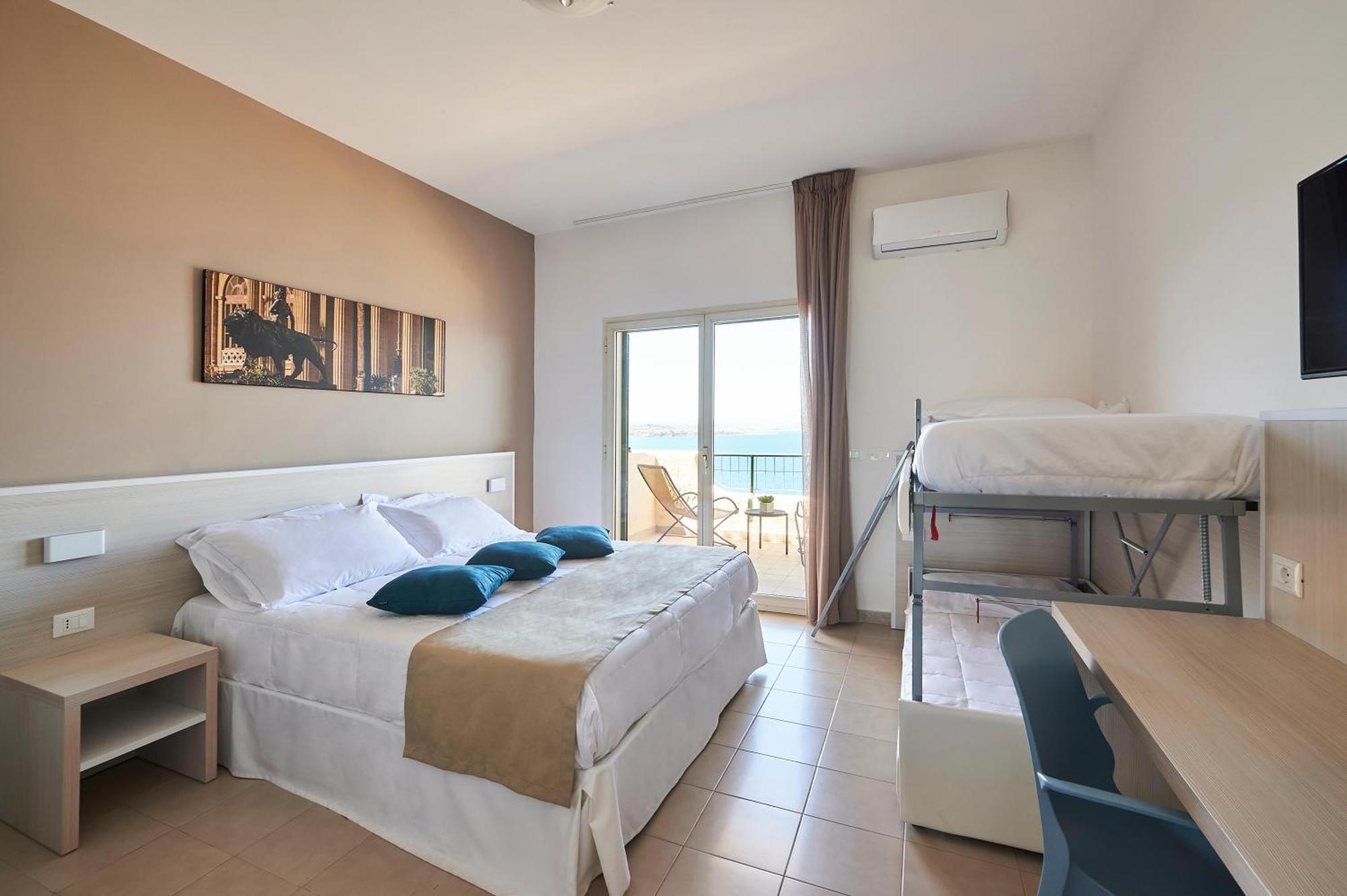 Cdshotels Terrasini - Citta Del Mare Exterior photo
